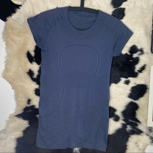 Women's Lululemon Athletic Top